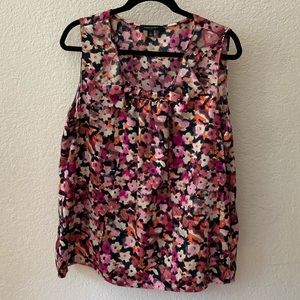 Banana Republic sleeveless blouse